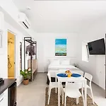 Cozy Corner Luxury 아파트 하니아