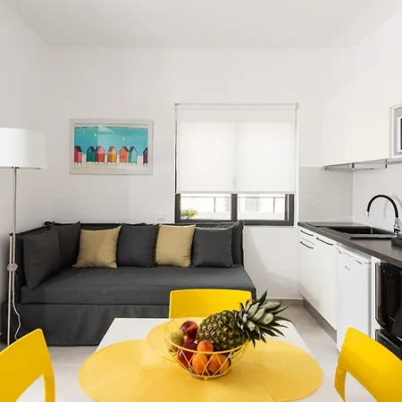 Cozy Corner Luxury Hanya